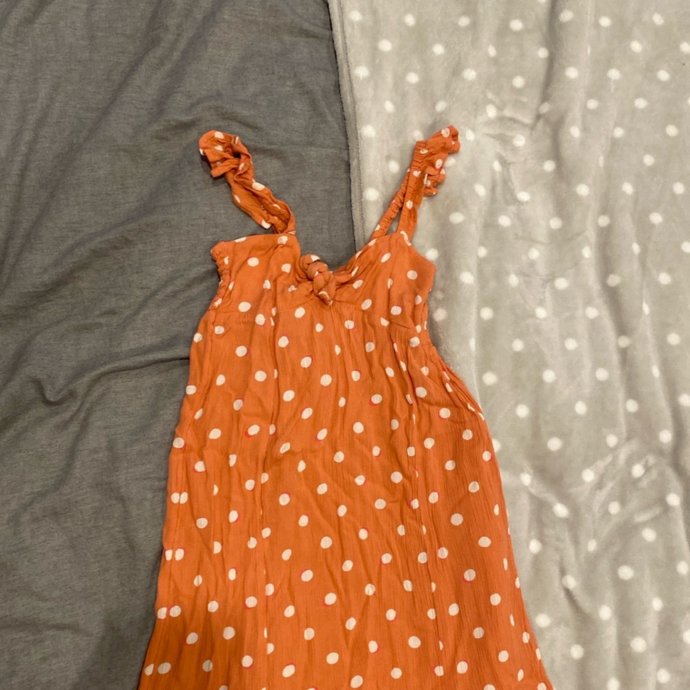 Billabong coral-orange-pink maxi dress. Really adorable pattern.